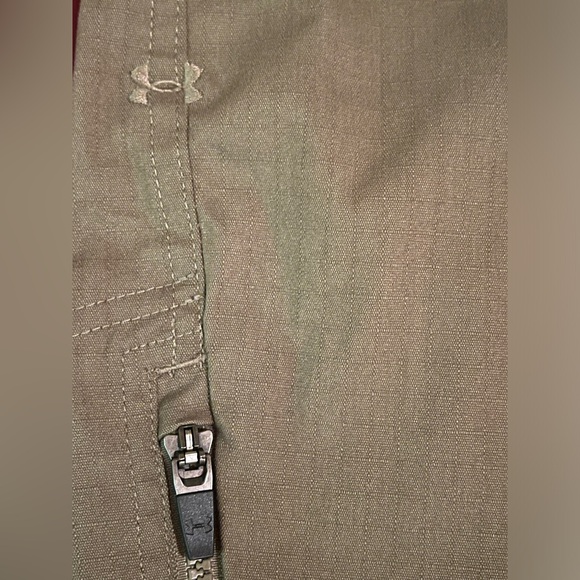 MEN’s Under Armour STORM Pants, Loose Fit, Excellent condition! - Picture 4 of 9